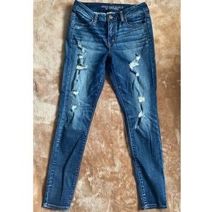 American Eagle High Rise Super stretchy jeans size 10